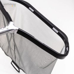 Bundnet med stor pose til swimmingpools.