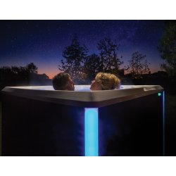 Strobe - 4 Personers spa